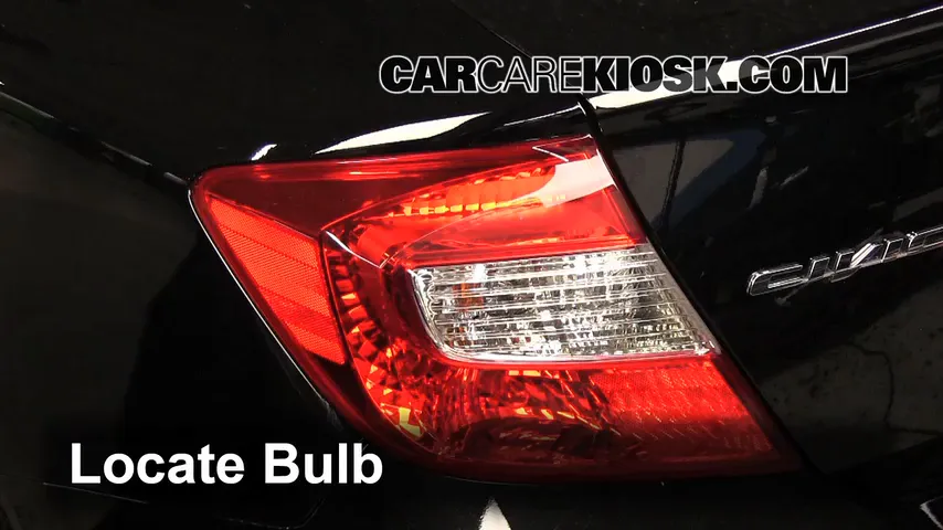 2012 Honda Civic EX-L 1.8L 4 Cyl. Sedan Éclairage Feu clignotant arrière (remplacer l'ampoule)